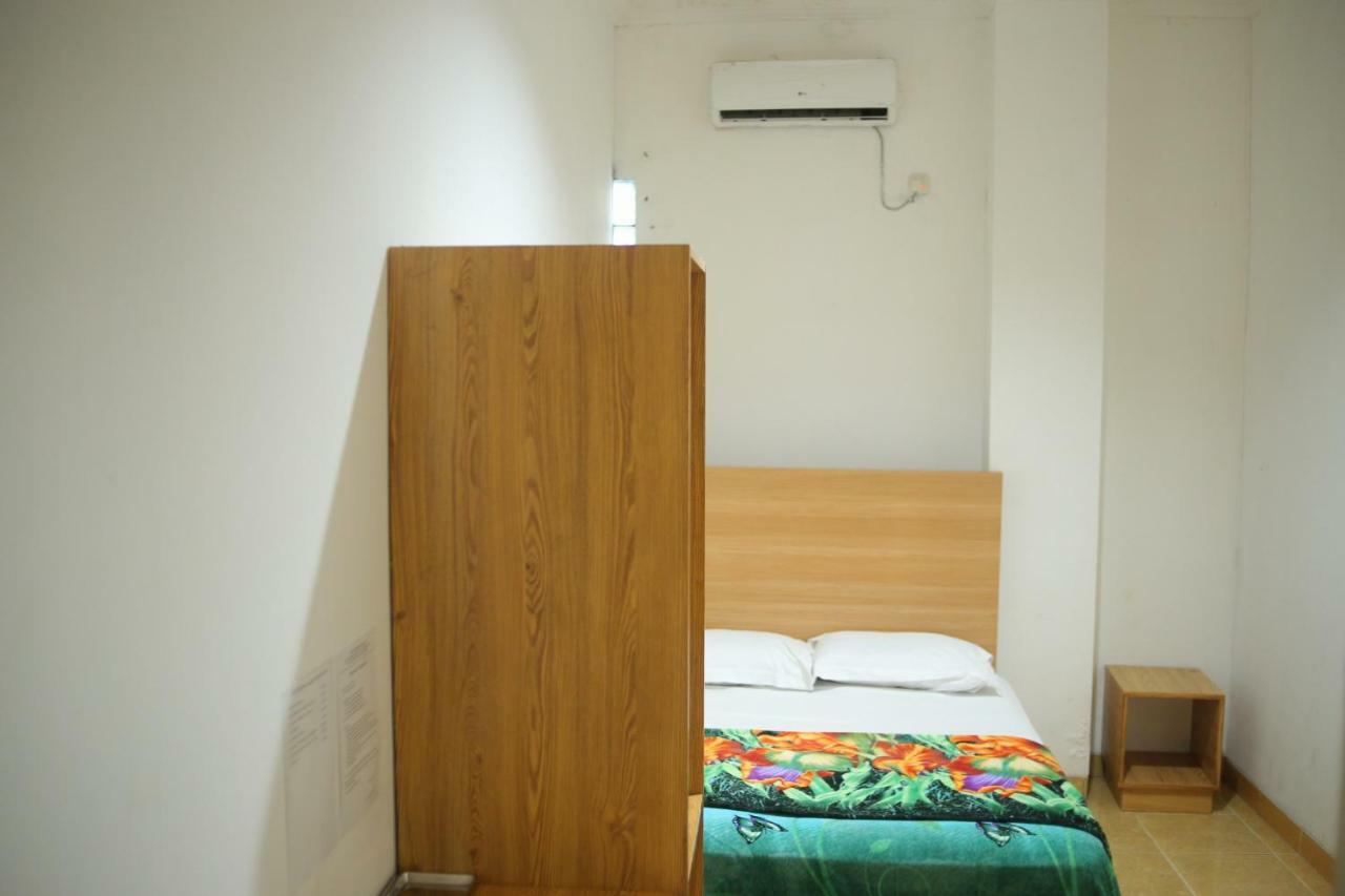 Reddoorz Syariah Near Lahat Station Zewnętrze zdjęcie