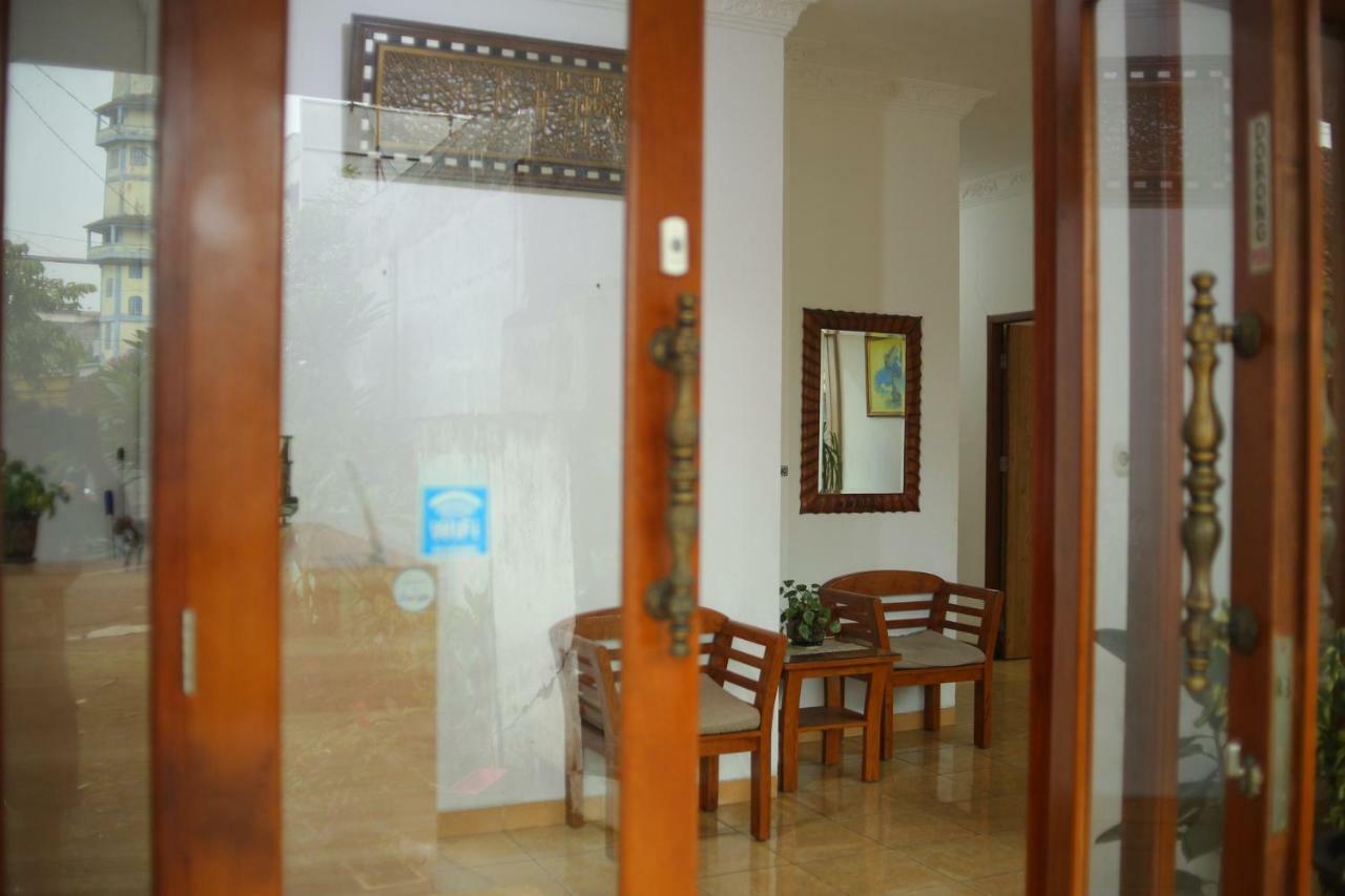 Reddoorz Syariah Near Lahat Station Zewnętrze zdjęcie